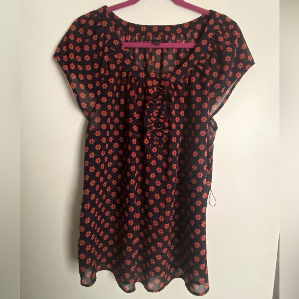 GAP Navy and Coral Floral Blouse